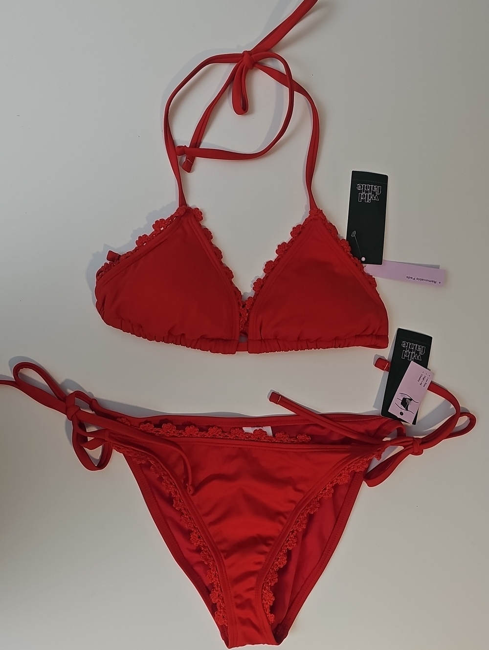 Wild Fable Women's M Crochet Edge Red Triangle Bikini Set